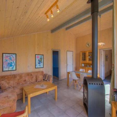 Holiday home Mirow In *